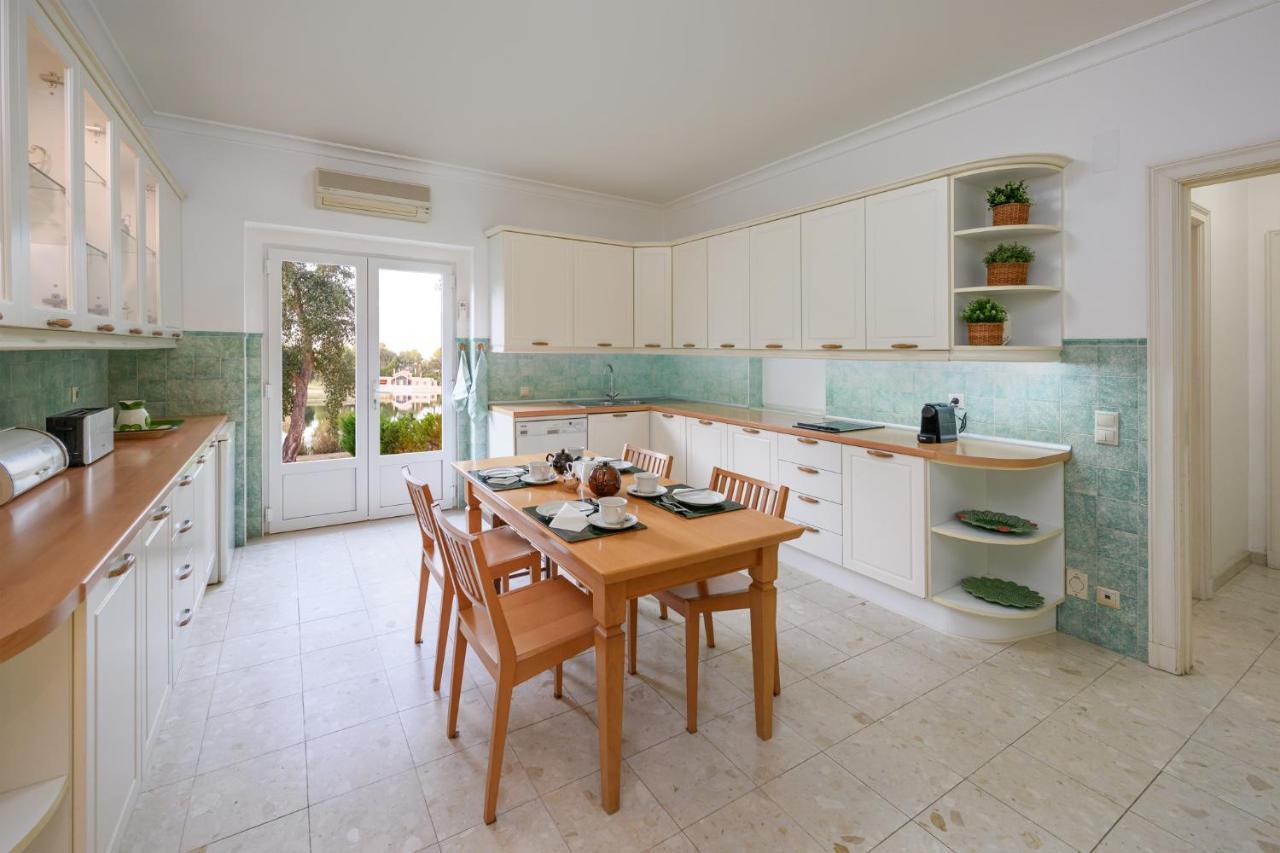Villa At Quinta Do Peru Golf And Country Club Quinta do Conde Eksteriør bilde